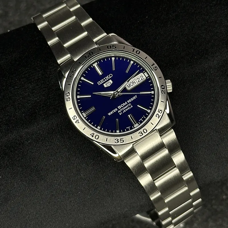 Seiko 5 Automatic Blue Dial Day Date Men's Watch- SNKD99k1